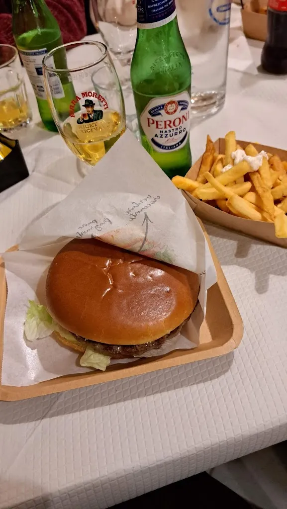 Caterina Scalenghe_SpizzikoBurger_Venosa_review