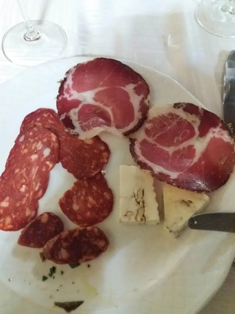 Menu_The Castello Dei Principi Sanseverino_Viggianello_image_1