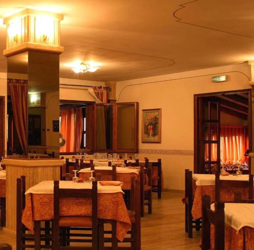 Ristorante Il Santamaria_Civitella Roveto_slider_image_1