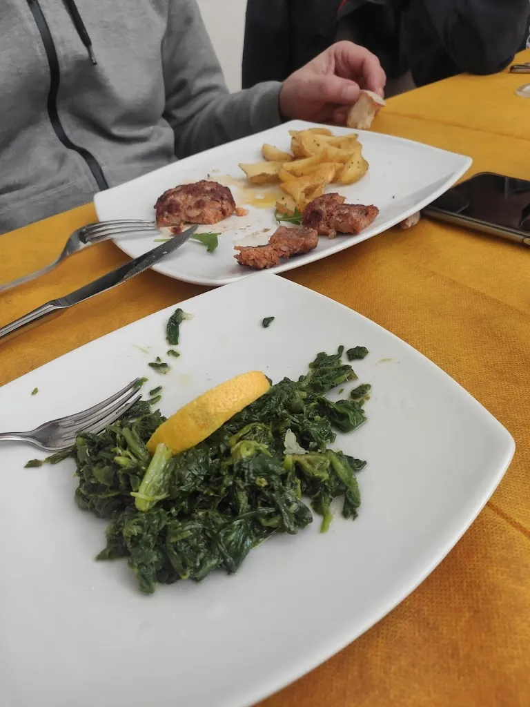 serena fiorentino_Chalet MADONNA di VIGGIANO [Hotel-Ristorante]_Viggiano_recensione