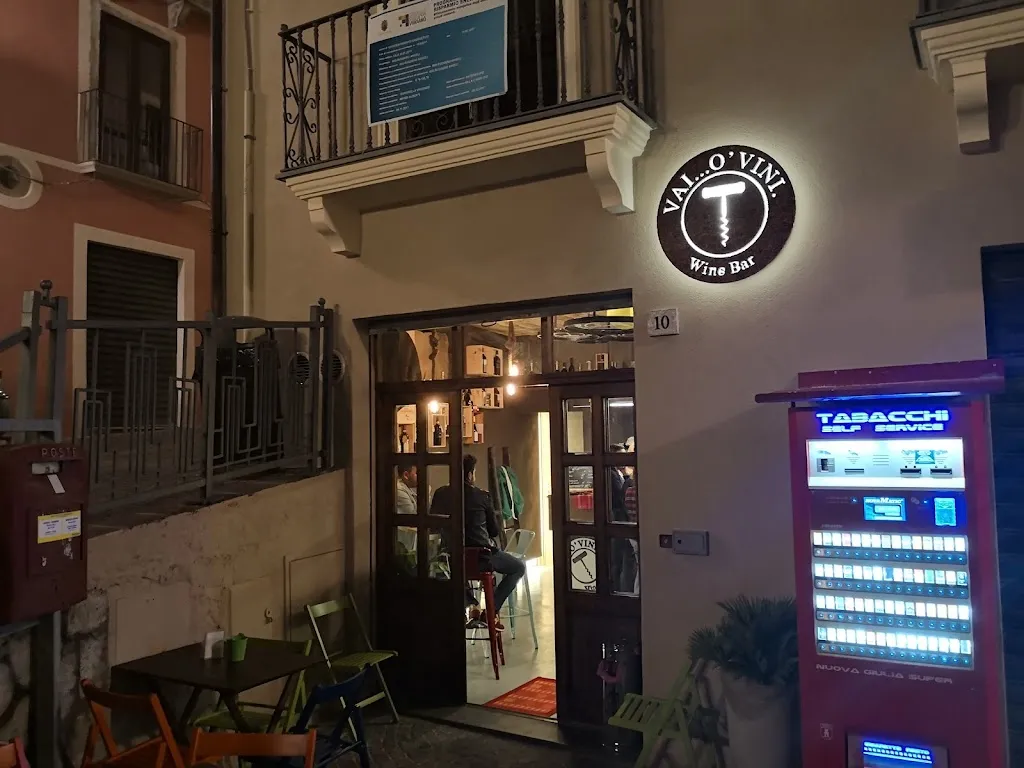 Vai...O' Vini Wine Bar restaurant in Viggiano