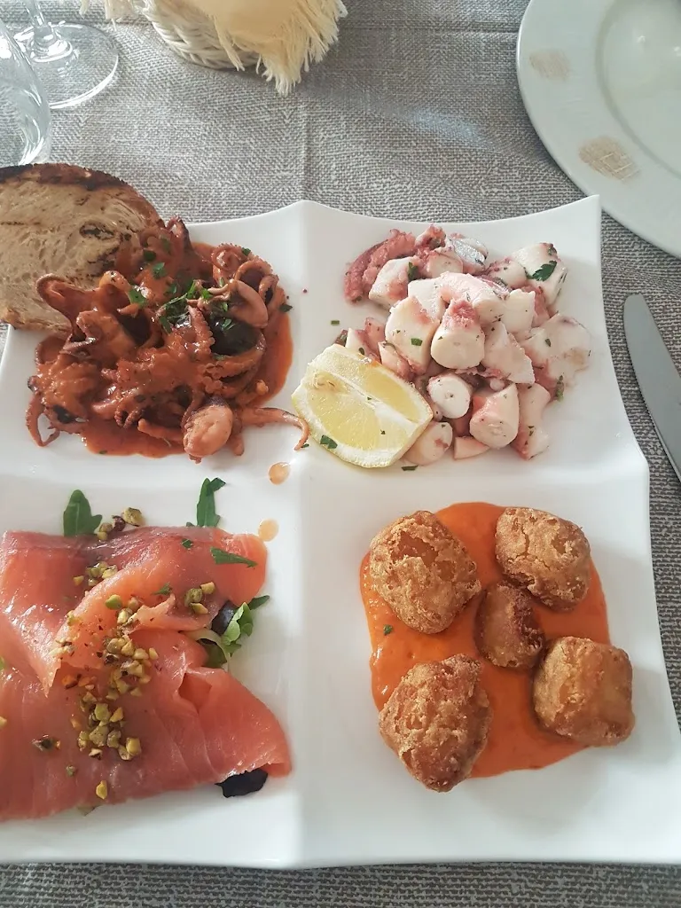 Menu_Corte Le Quattro Lune Restaurant & Pizza_Viggiano_image_4