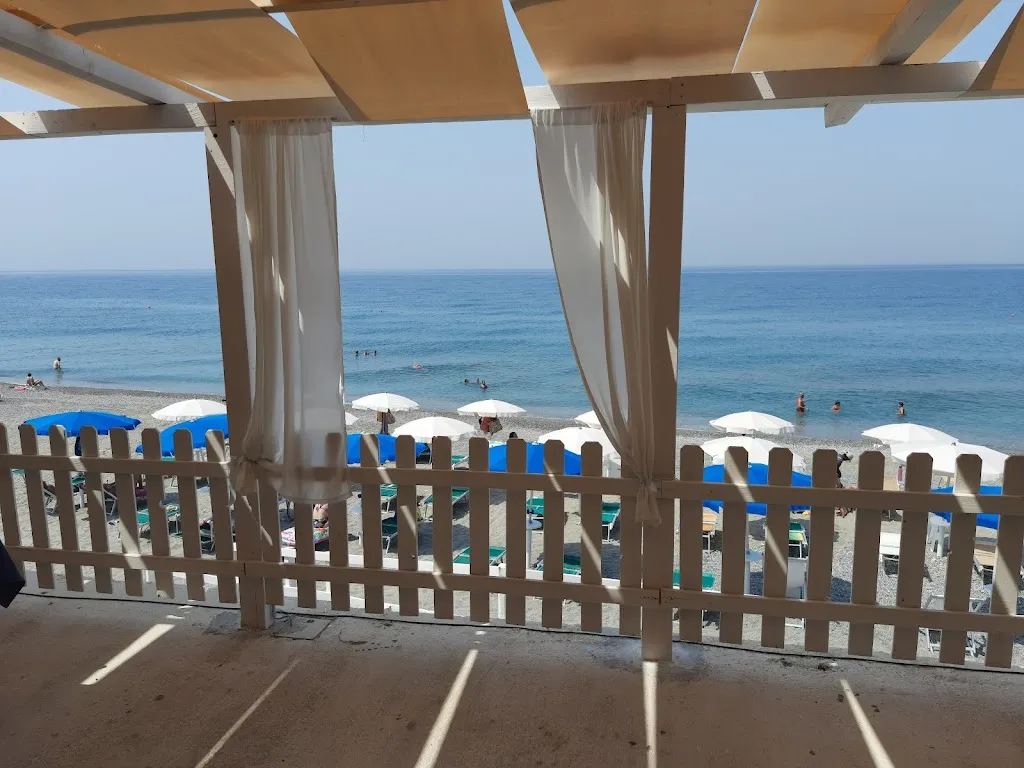 Maximiliano_Summertime_Acquappesa_review