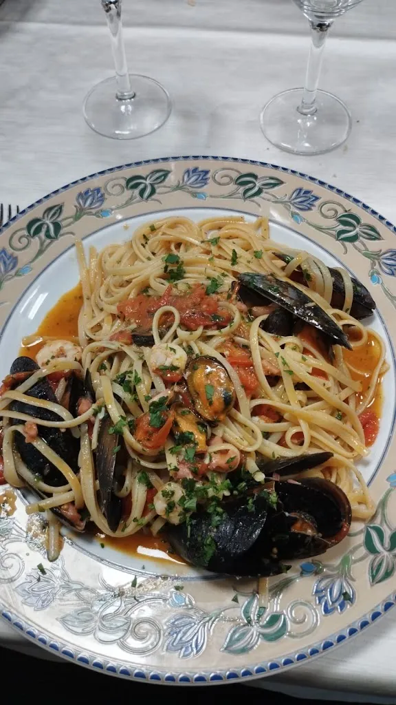 Letterino Santoro_Sala Ricevimenti Roanda Meg Sas Di Palermo Enzo & C._Acquappesa_review