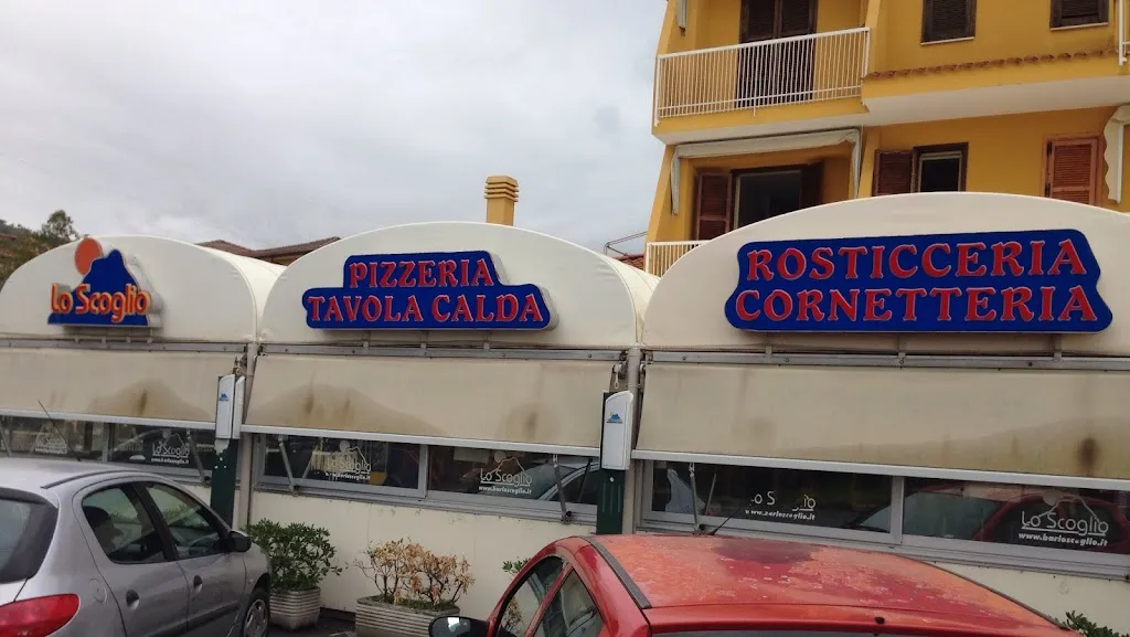 Lo Scoglio restaurant in Acquappesa