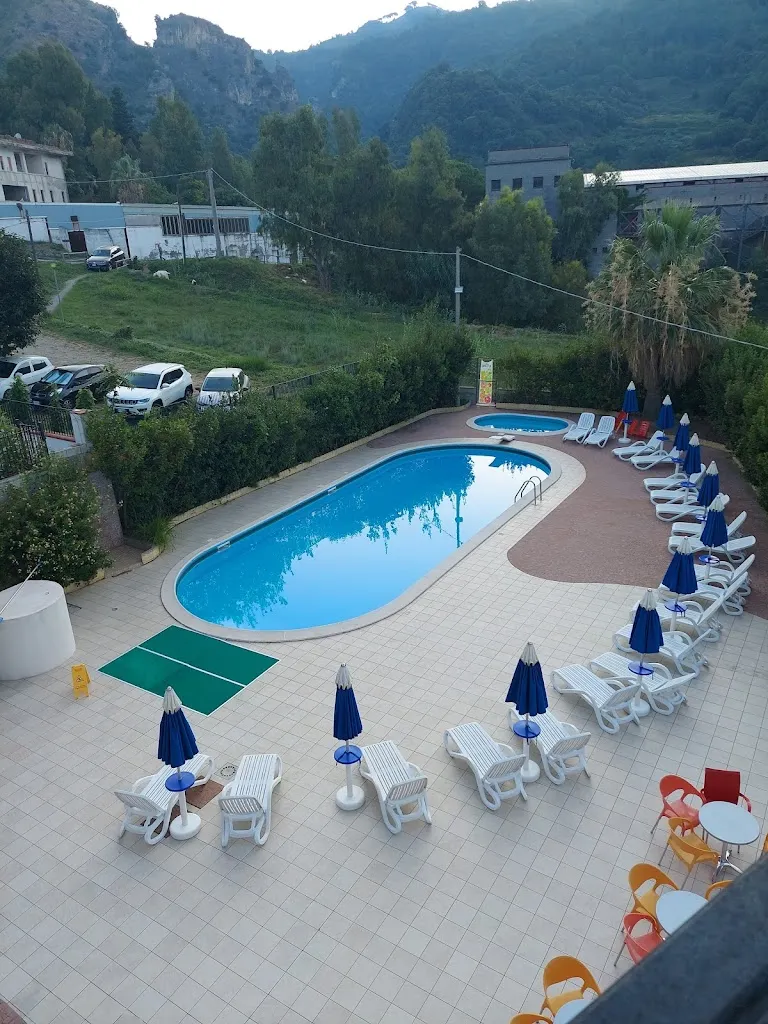 Mariafrancesca Blando_Hotel Le Mimose_Acquappesa_review