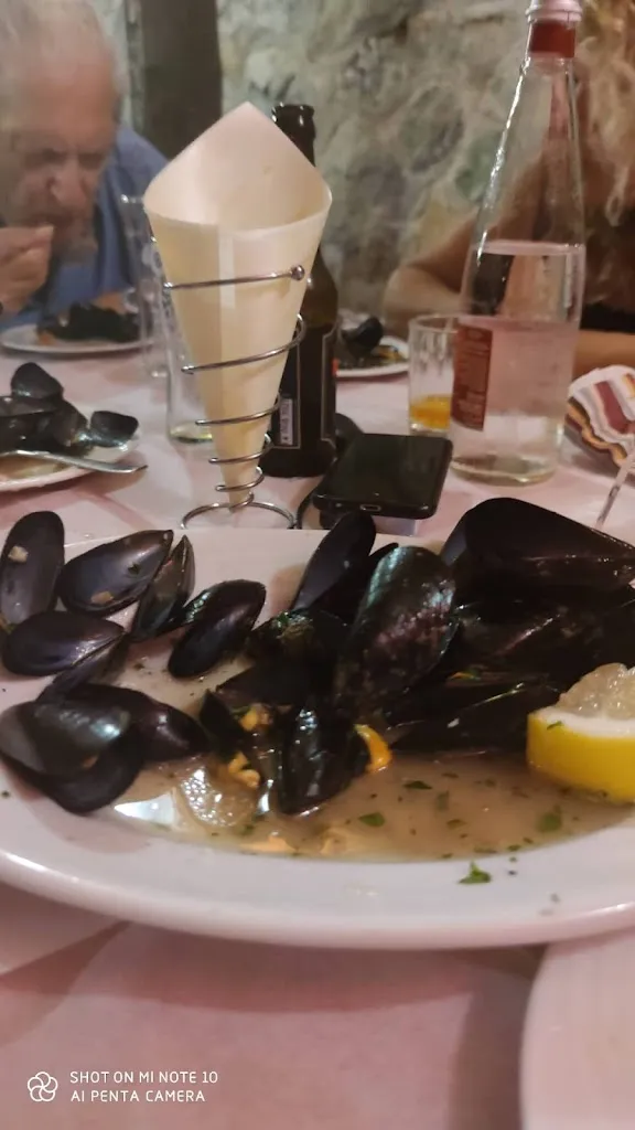 Menu_Pizzeria Reginella_Acquappesa_immagine_4