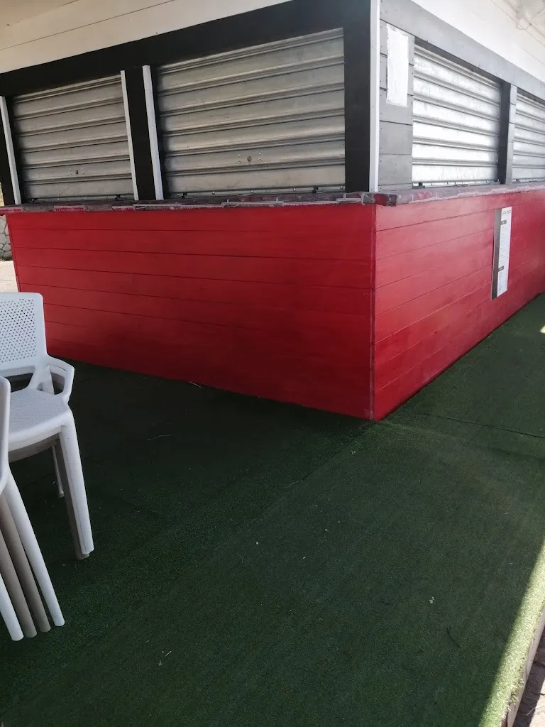 Giuseppe Mistica_Chiosco 3000_Acquappesa_review