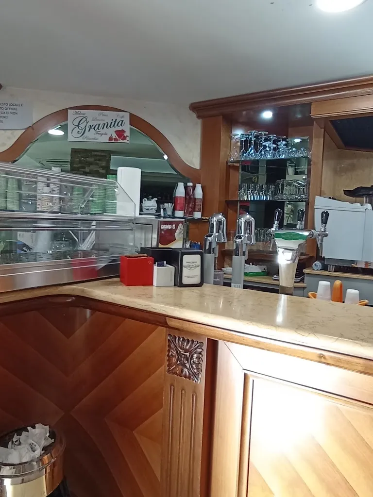 elvira romeo_Bar Pasticceria Magnolia_Africo Nuovo_review