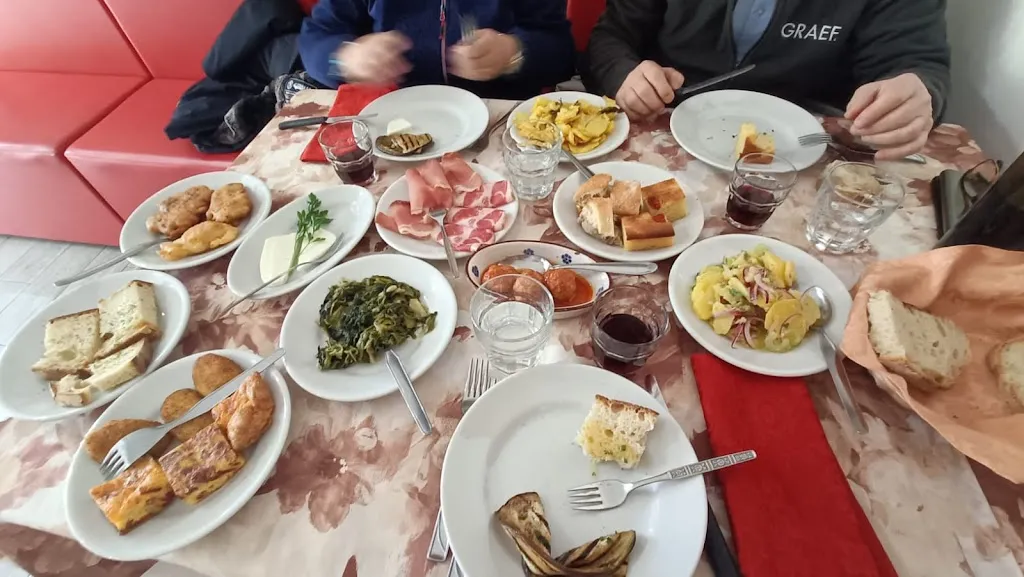 Laura Guarise_La Fontana di Ro'_Acri_review