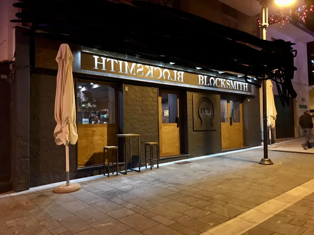 Blacksmith restaurant in Acri