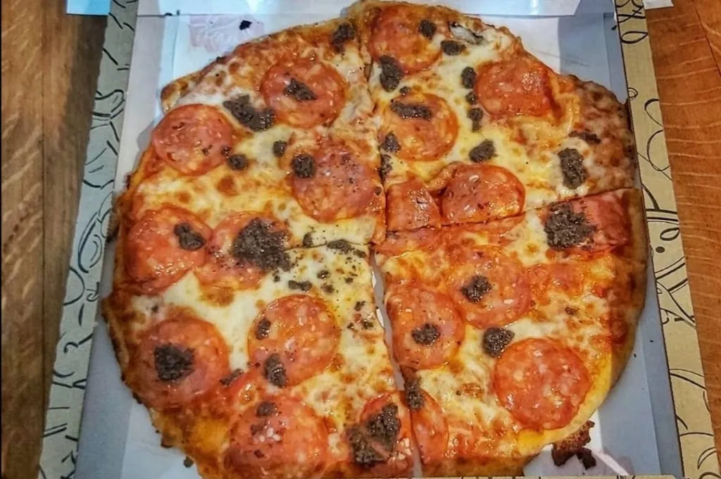 Menu_Pizzeria La Taverna_Civitella Roveto_image_5