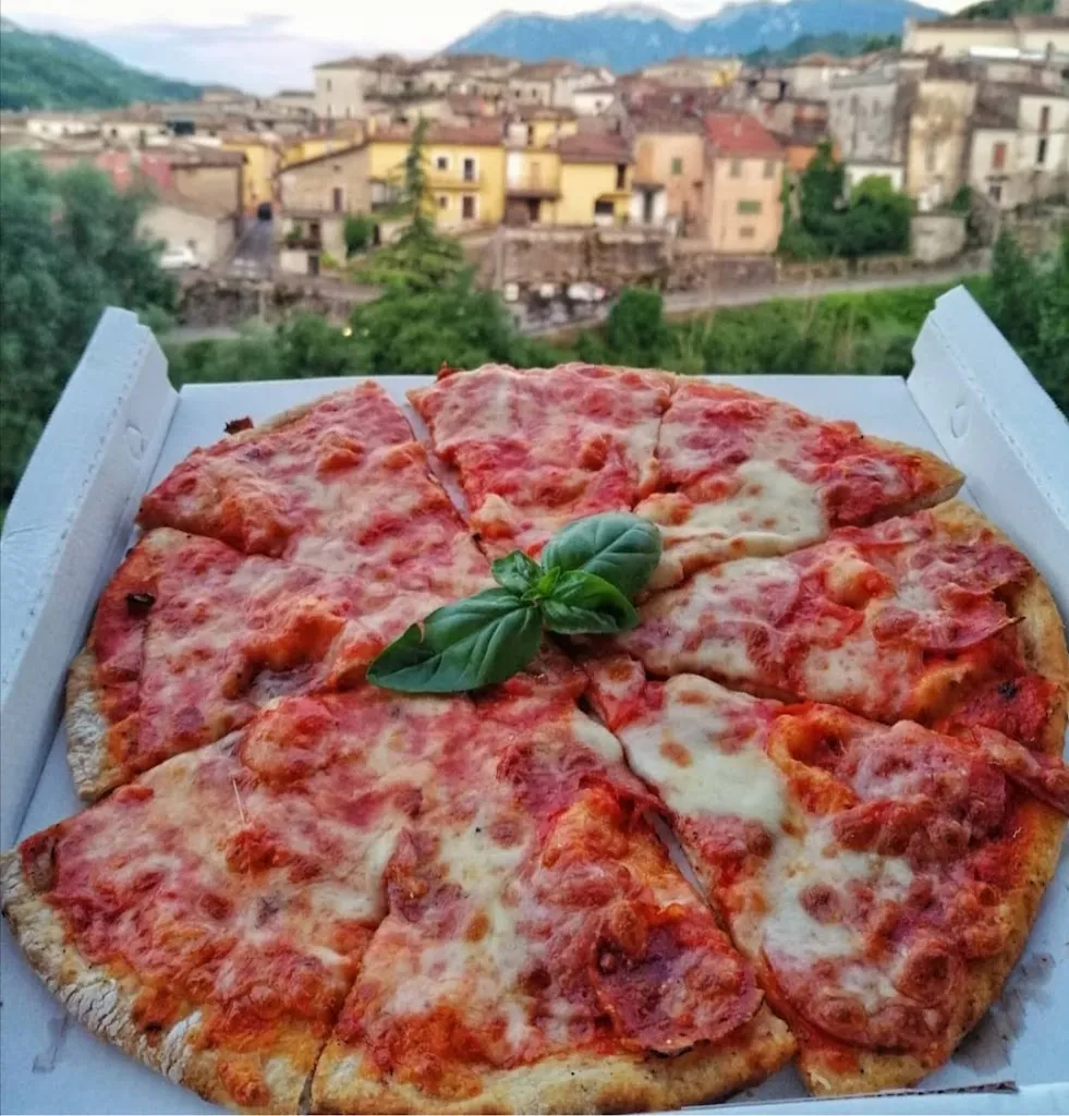 Menu_Pizzeria La Taverna_Civitella Roveto_image_7