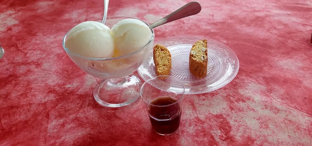 Petya Treneva_a squella_Agnana Calabra_review