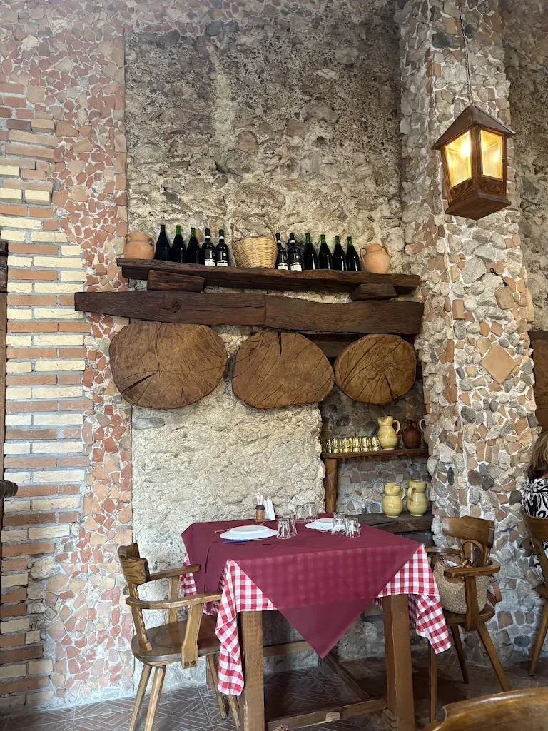 Ristorante Le Grotte di Torre Galea_Agnana Calabra_slider_image_2