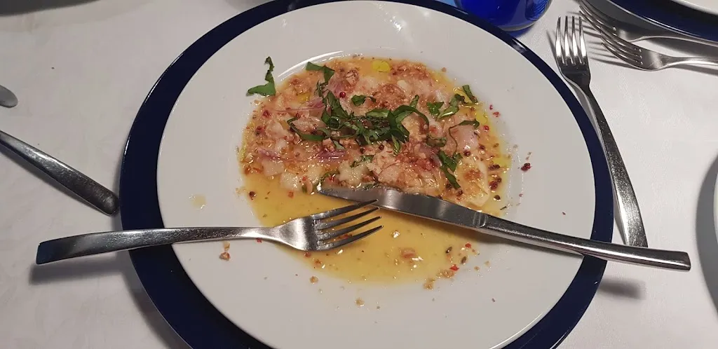 Dmitriy Sukhanov_Taverna Kerkira_Agnana Calabra_review