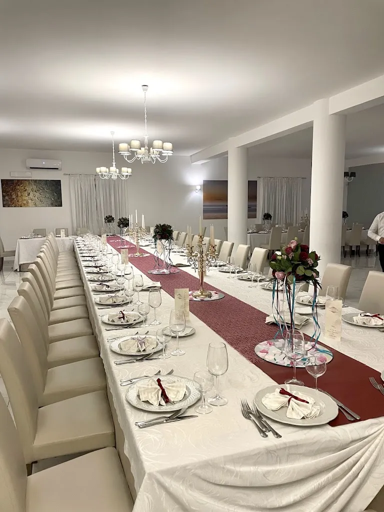 Villa Aldani restaurant in Acconia