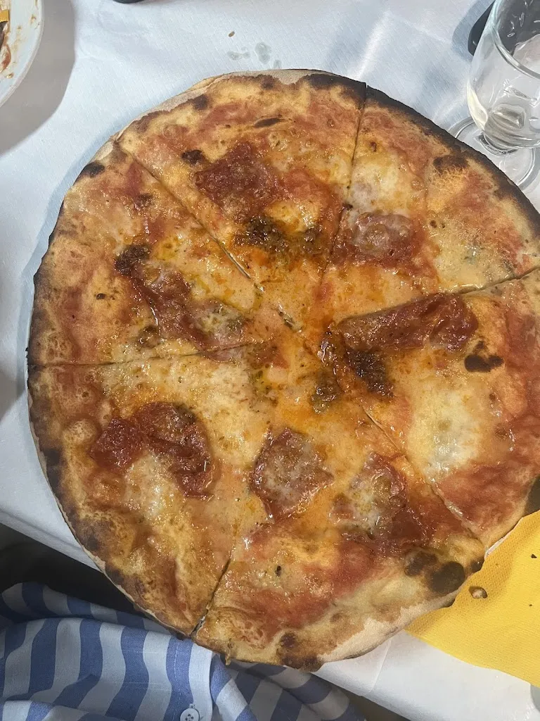 Fabian Aloisio_Lido La Riviera_Acconia_review