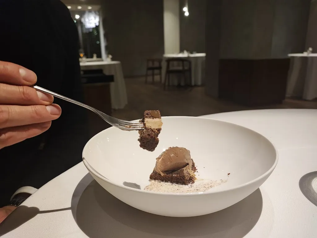 Domenico Gangemi_Abbruzzino_Acconia_review