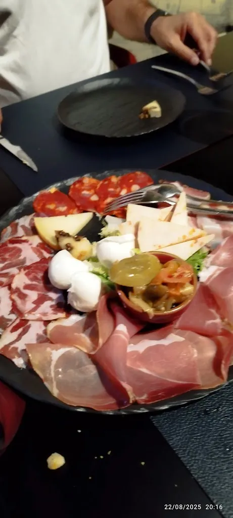 Stefy Stefania_Ristorante Carnivore_Acconia_review