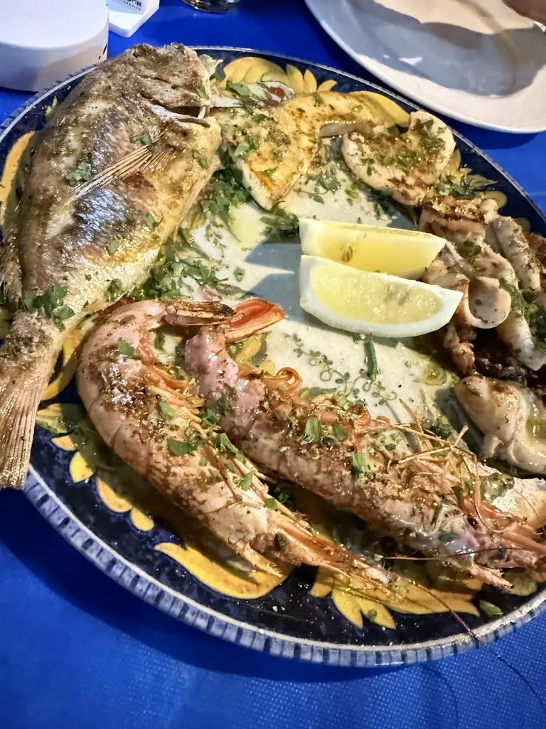 Victoria Vasiliadi_Le petit jardin bistrot_Acconia_recensione