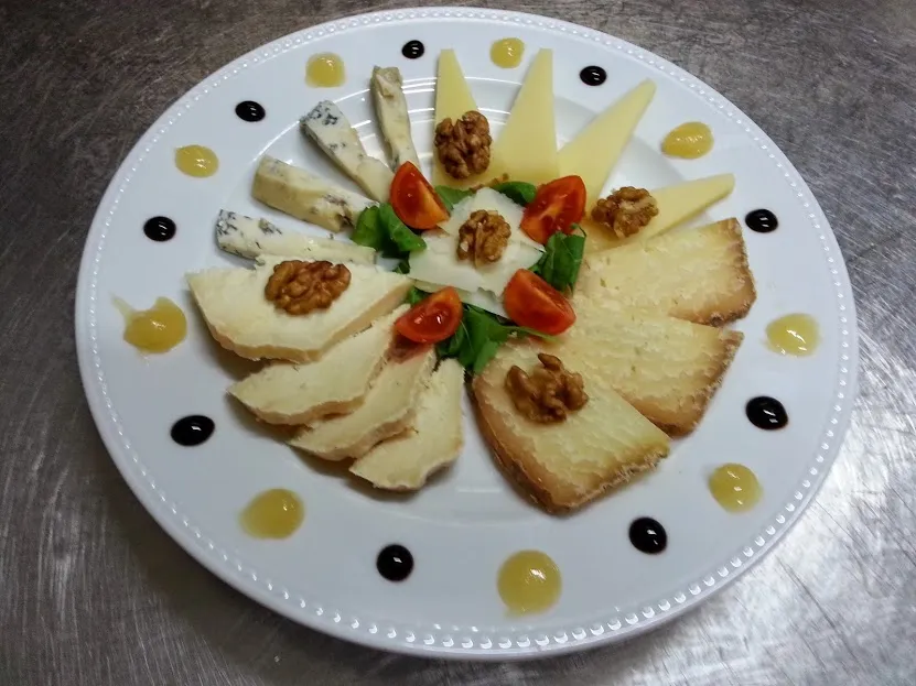 Locanda la Quercia - Piane d'Archi - Quadroni_Colledimezzo_slider_image_2