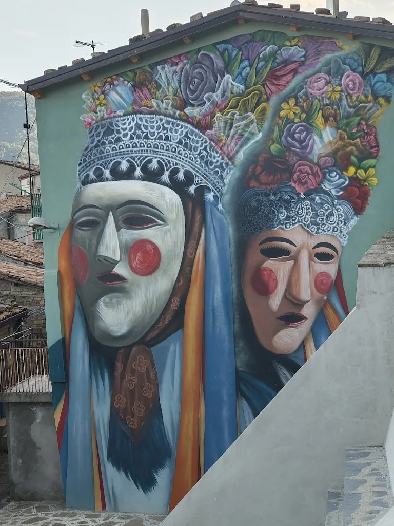 Marga Tula_ambrosia hostel_Alessandria del Carretto_review