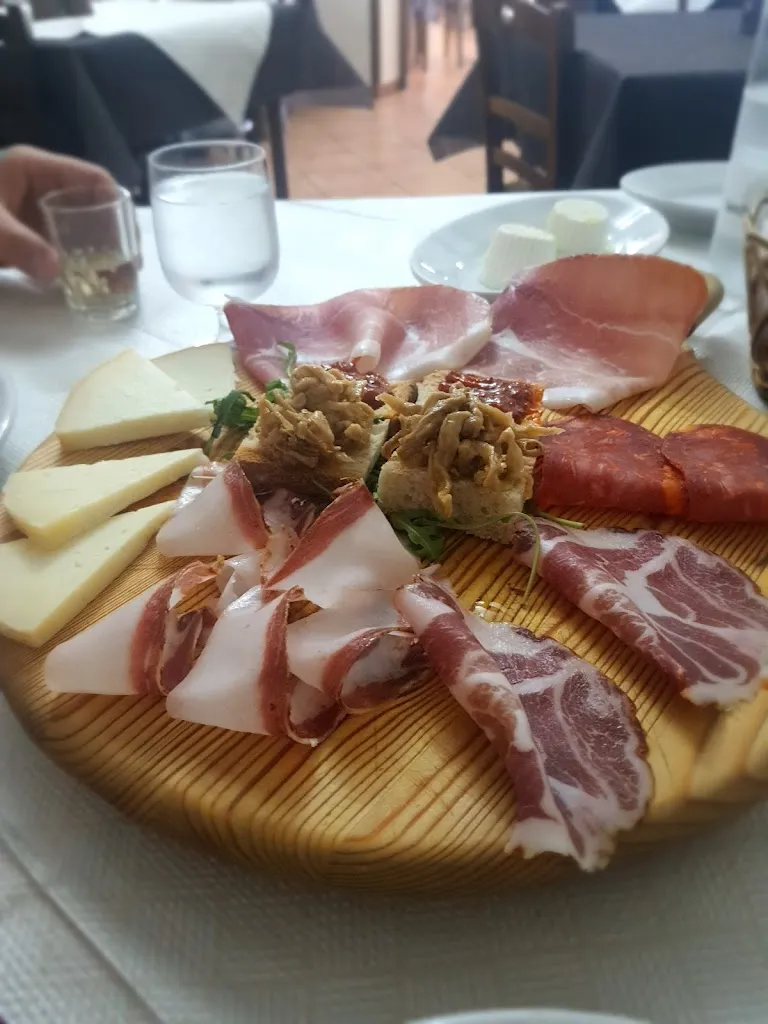 Valerie Lalenkova_Trattoria Zio Pierino_Altomonte_review