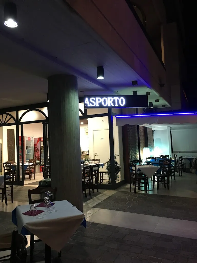 Angolo 74 restaurant in Alba Adriatica