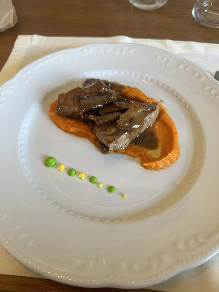 Giada Tiano_La Voliera Di Serragiumenta_Altomonte_review