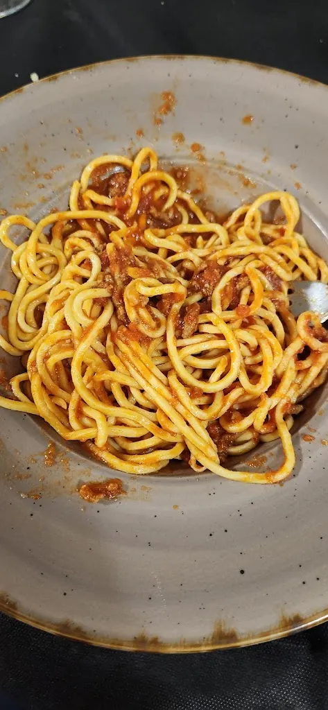 Luigi Valentini_Country House la Fattoria_Collecorvino_review