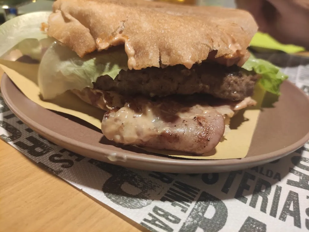 Forum - birreria paninoteca_Amaroni_slider_image_1