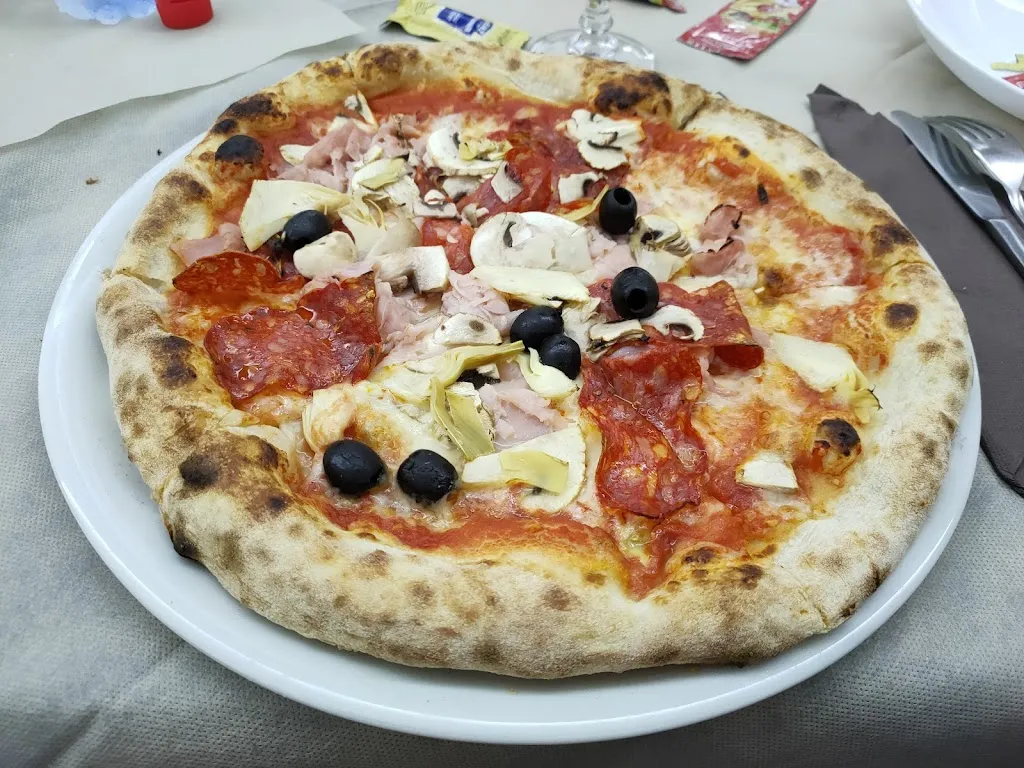 Ristorante Pizzeria San Luca_Amaroni_slider_image_2