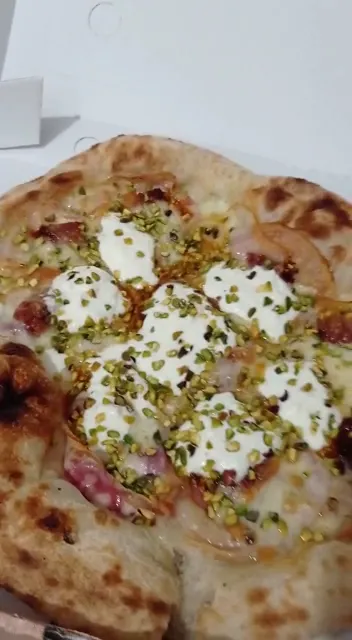 Pinseria La Regina_Amendolara_slider_image_2