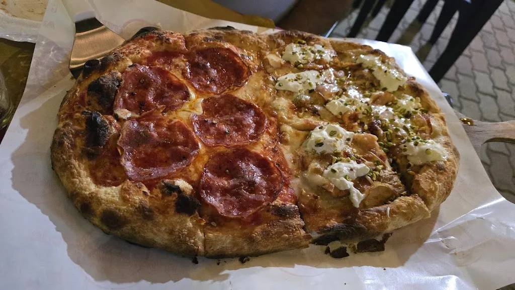 Pinseria La Regina_Amendolara_slider_image_3