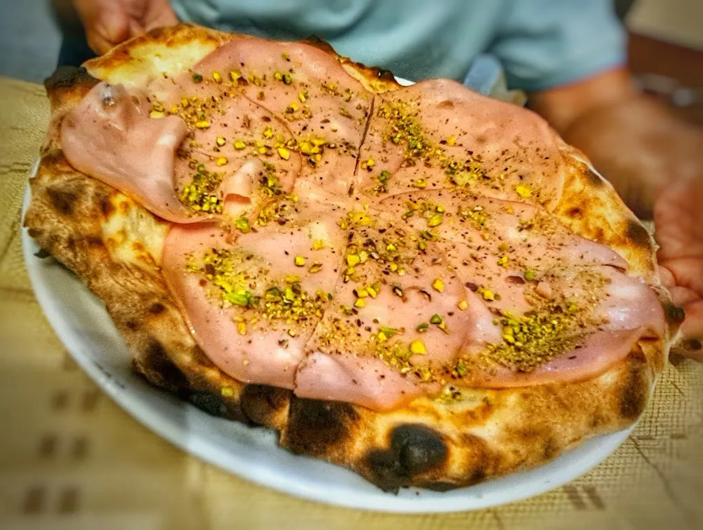 Pizzeria Il Pirata_Amendolara_slider_image_3