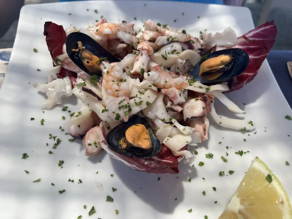 Maxime Beaupré_Micky Beach_Amantea_review