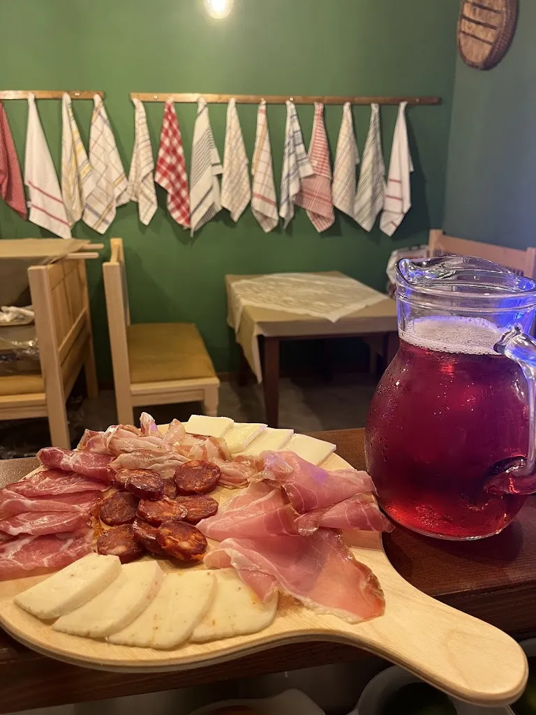 Come a casa - Osteria_Amantea_slider_image_2