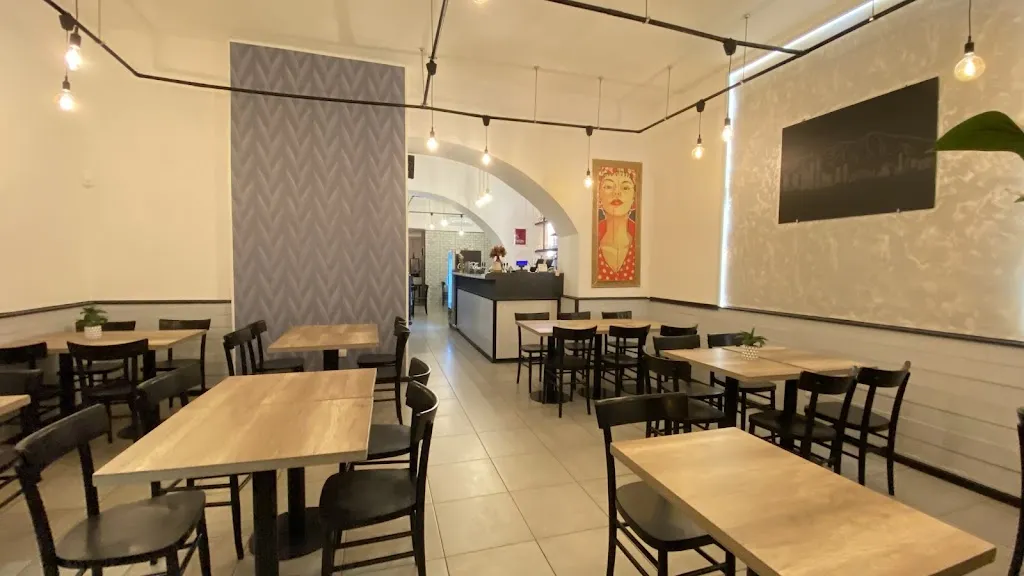 Caracas Bistro 25 | Cucina tipica latinoamericana restaurant in Amantea