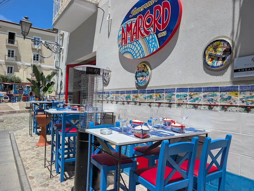 Ristorante Taverna Amarcord 1985 restaurant in Amantea