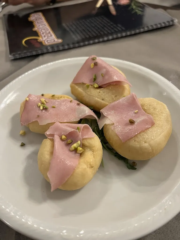 Daniel Di Michele_Ristorante Pizzeria Pizzalandia_Collecorvino_review