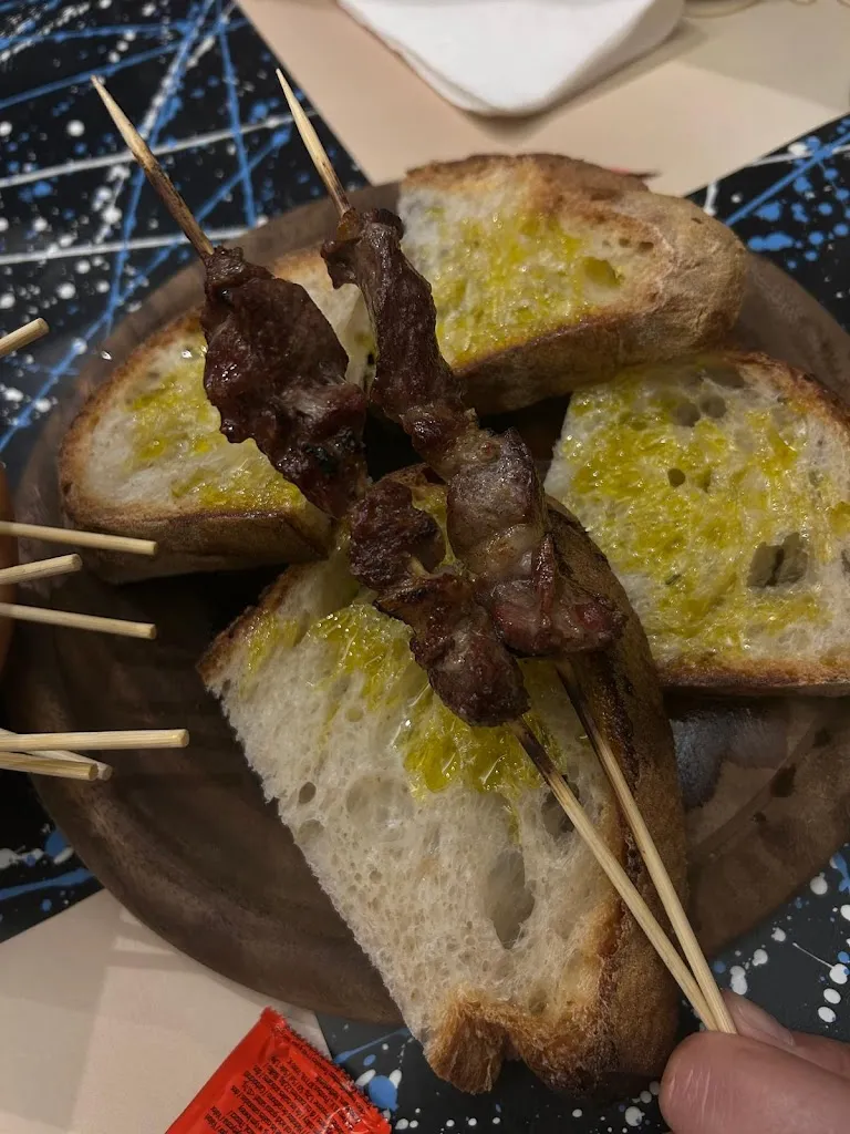 Sabrina Munteanu_Pizzeria gourmet FEBA_Collecorvino_review