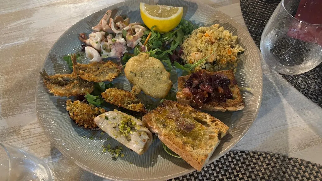 Agostino Di Lena_Ristorante Pizzeria 007 di Francesco Gugliuzzi _Amantea_review