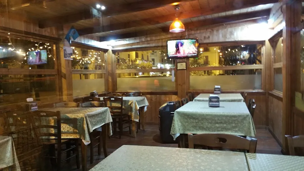 LA CANOSSA - PIZZERIA - ROSTICCERIA_Amantea_slider_image_1