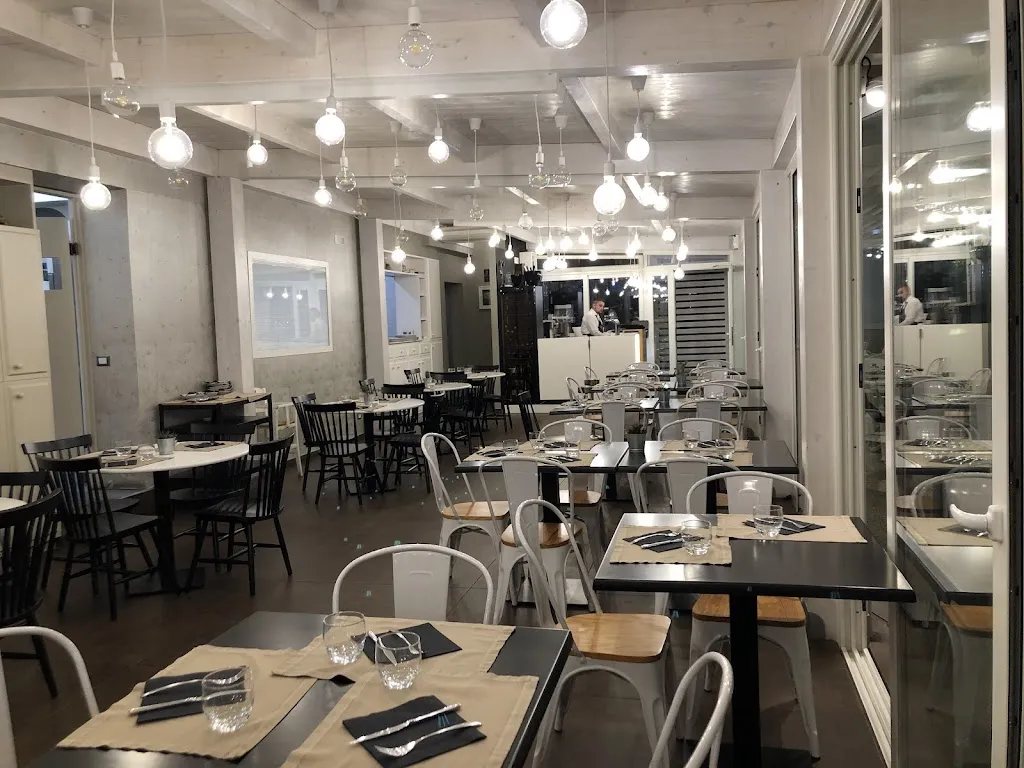 Oscar Martinez_Tipiko Ristorante Pizzeria_Amantea_review