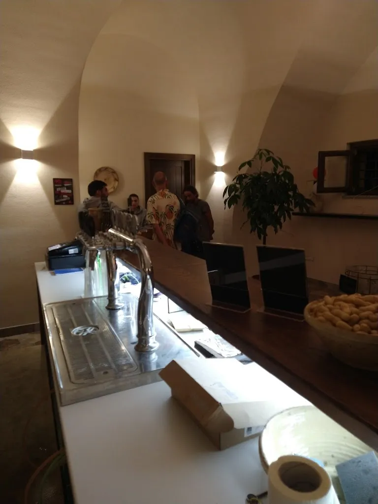 Edoardo G._Lo Scoglio di Birra Bellazzi - Tap Room Birra Artigianale_Badolato_review