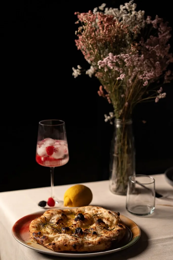 Modestamente food and drink_Badolato Marina_slider_image_2