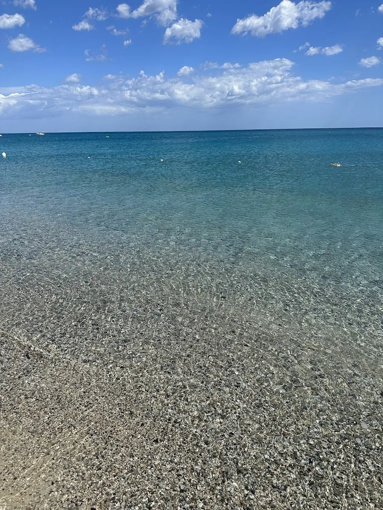 Playa Fuego - lido Badolato Marina restaurant in Badolato Marina