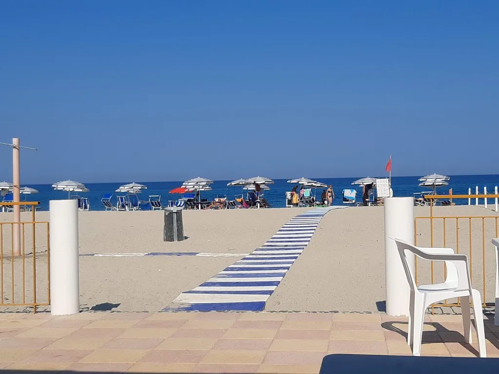 Lido Colonna_Badolato Marina_slider_image_3