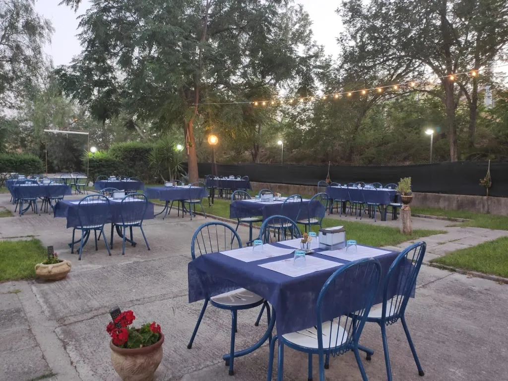 Malindi pub_Badolato Marina_slider_image_1